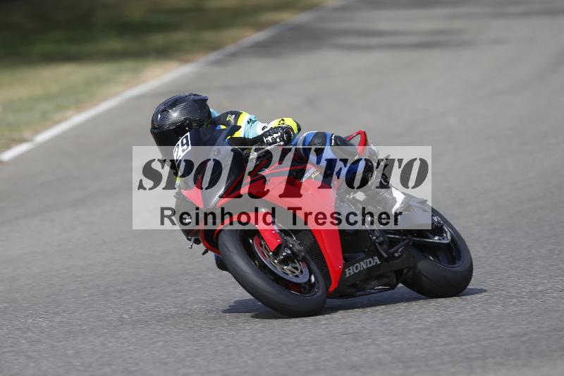 /37 09.08.2026  Pluess Motosport ADR/Einsteiger/29